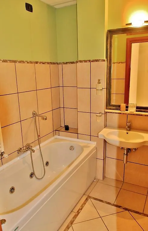 Hotel Rasula Alta Гравина-ди-Катания 3*,  Италия