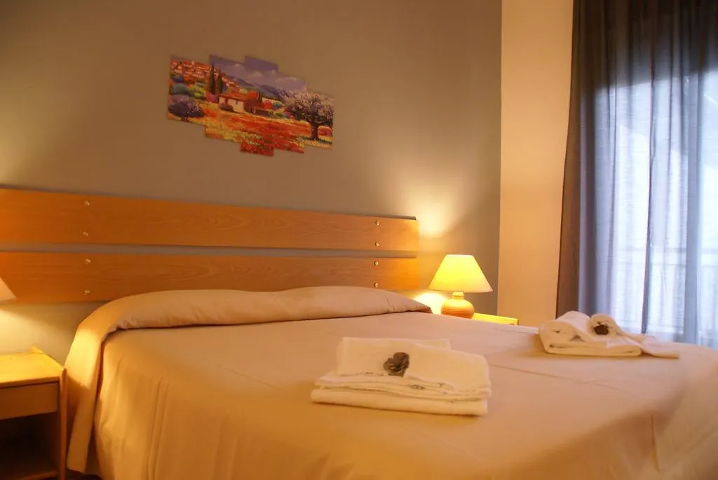 Hotel Rasula Alta Гравина-ди-Катания 3*,