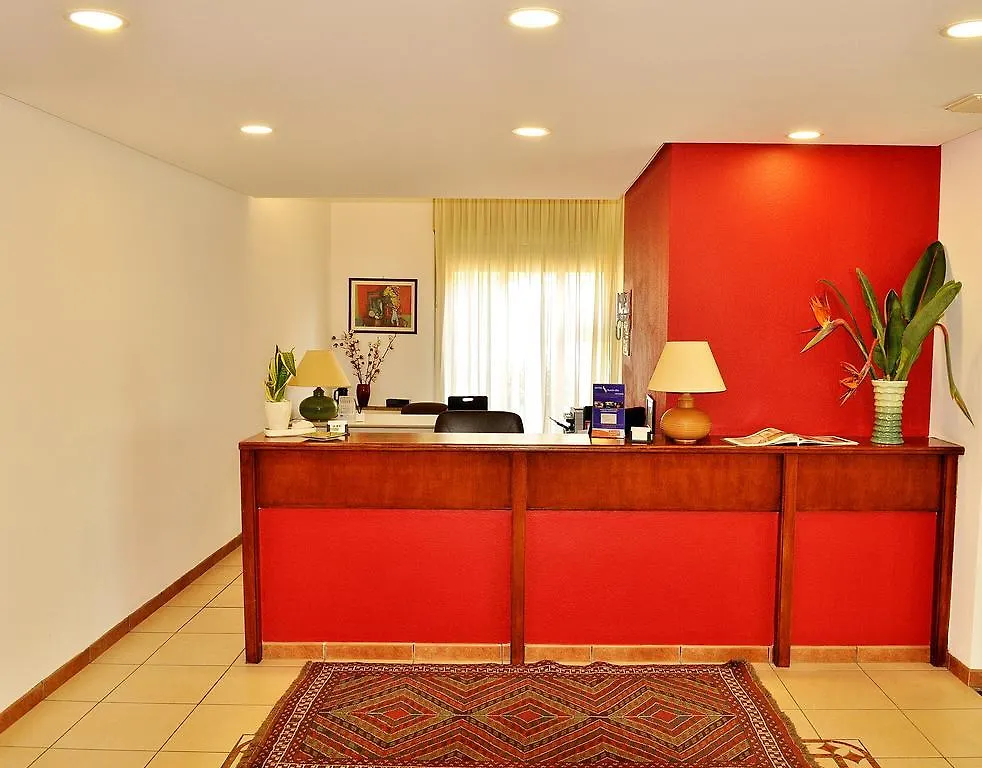 Hotel Rasula Alta Гравина-ди-Катания